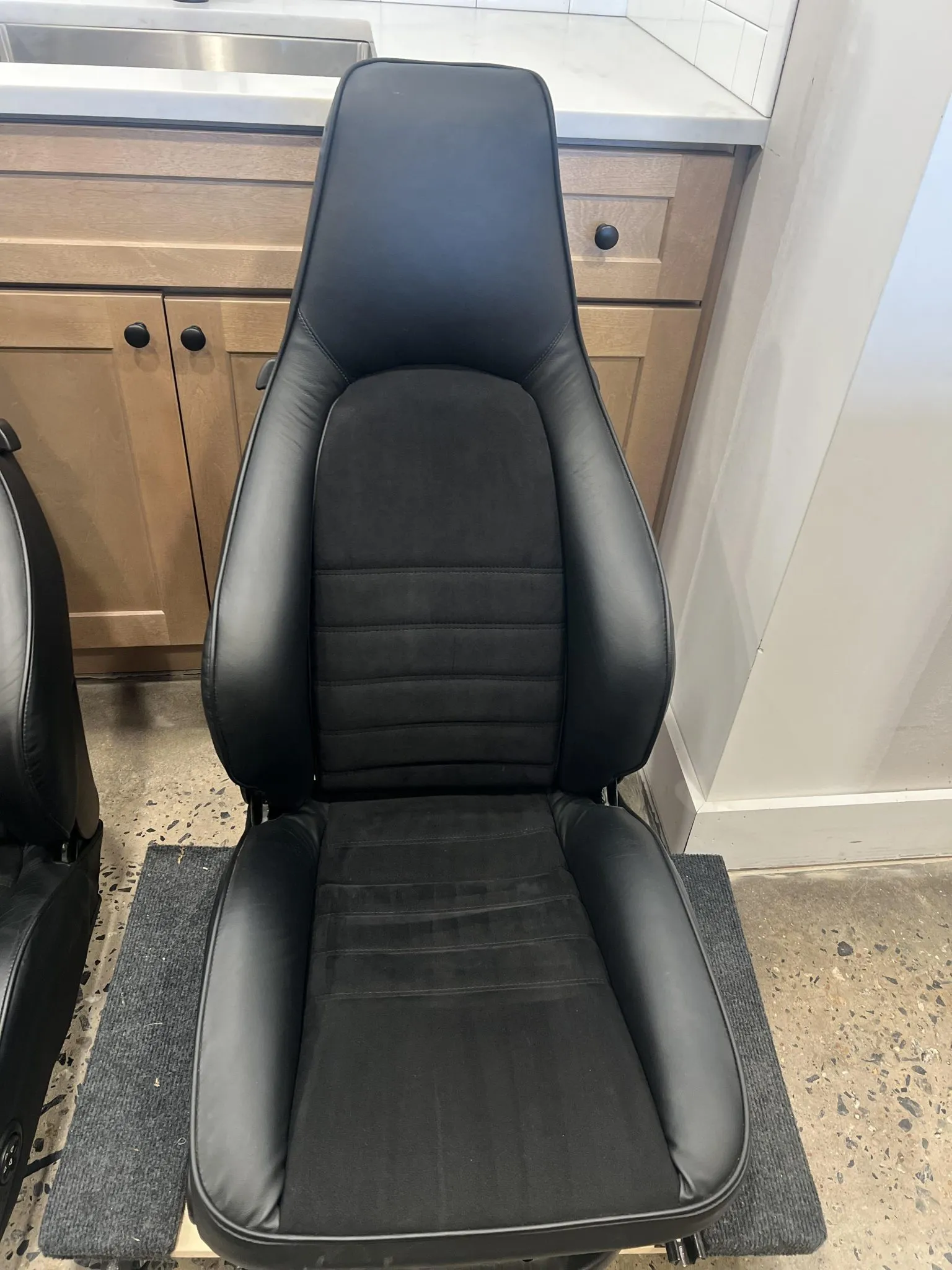 Recaro Sport Seats – Refreshed Black Leather & Alcantara - Image 2
